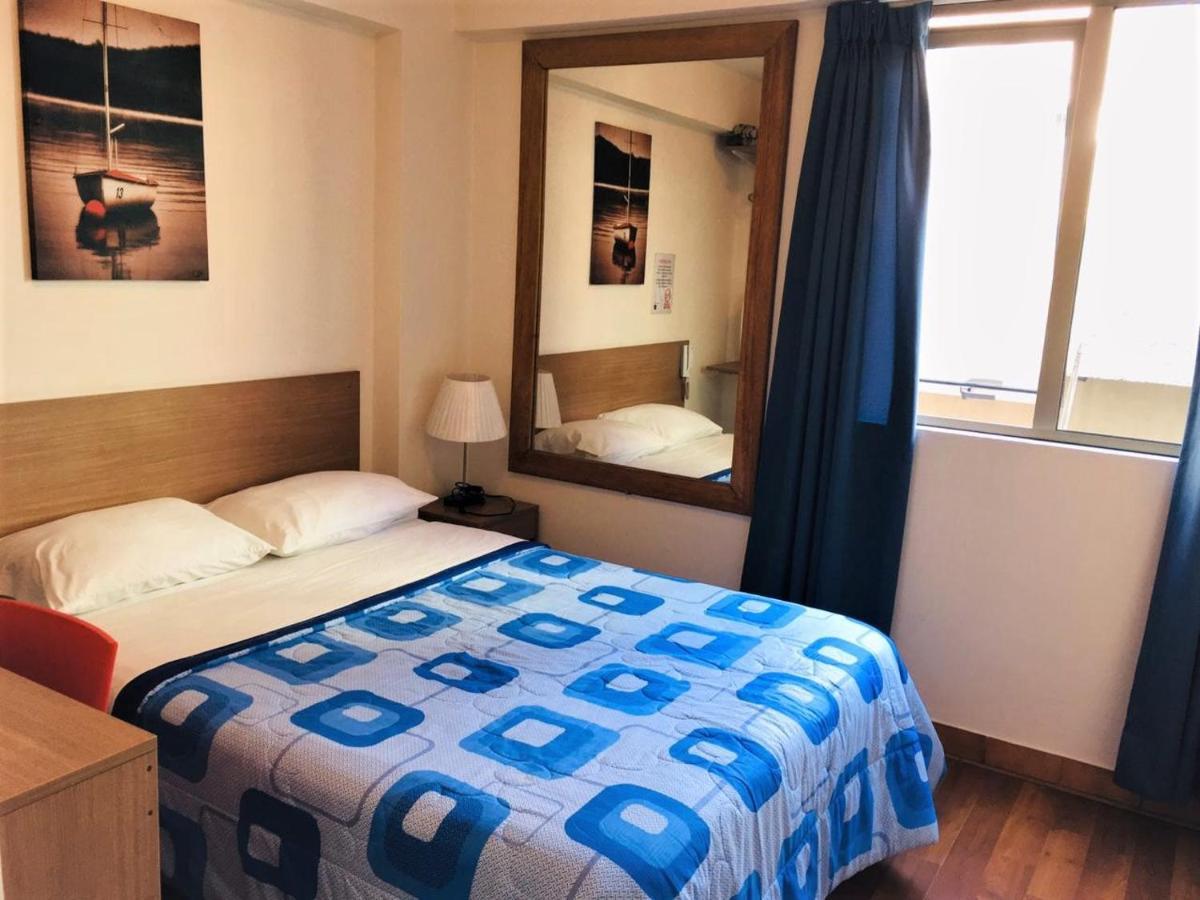 Hotel Paris Lima Luaran gambar